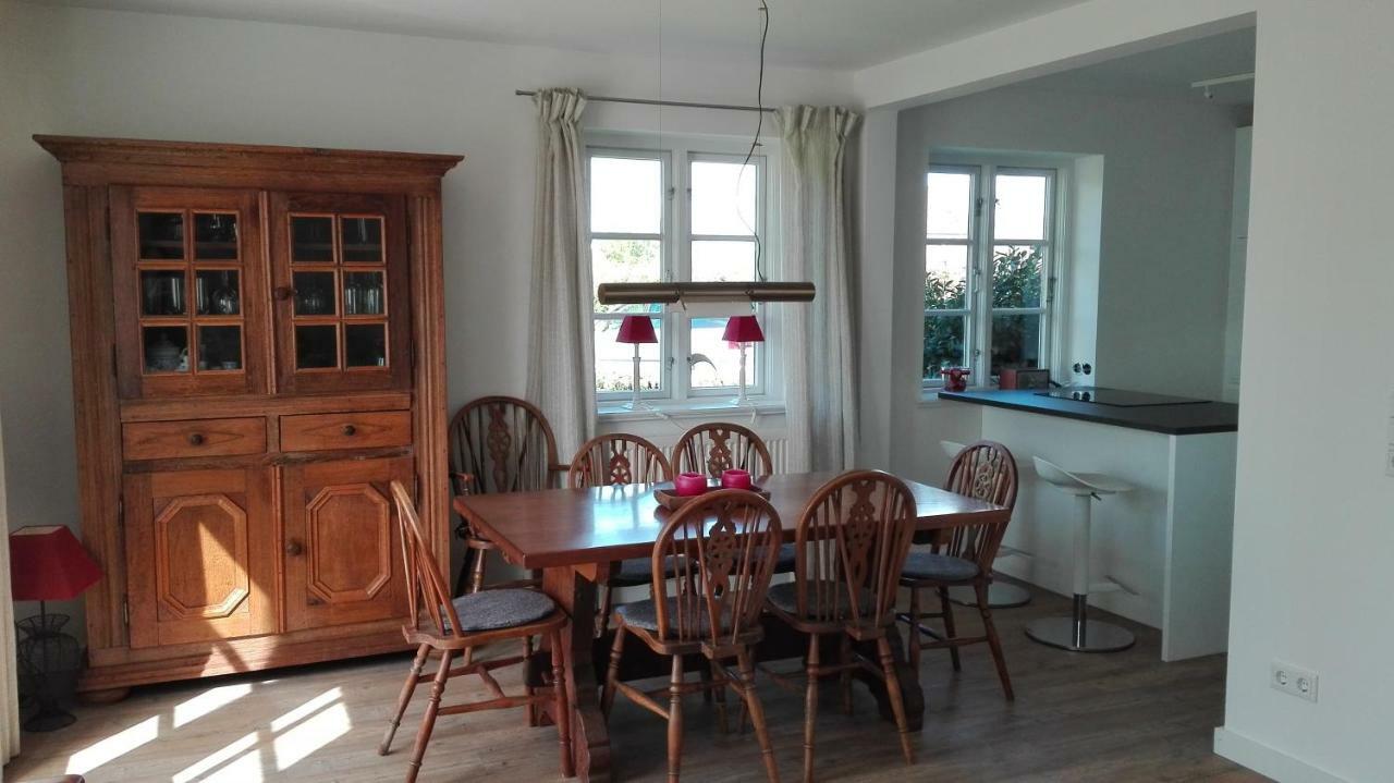 Ferienwohnungen Und Haushaelfte Friesland Midlum  Kültér fotó