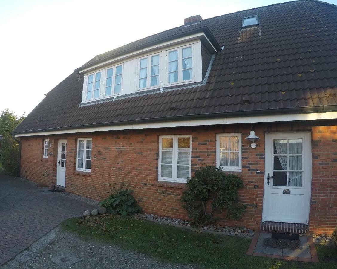 Ferienwohnungen Und Haushaelfte Friesland Midlum  Kültér fotó